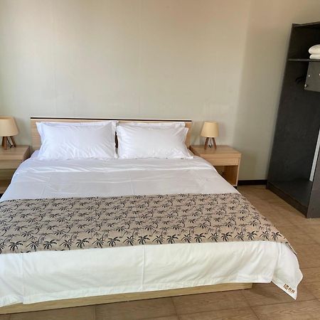 Kirin Guesthouse And Restaurant Порт-Луї Номер фото